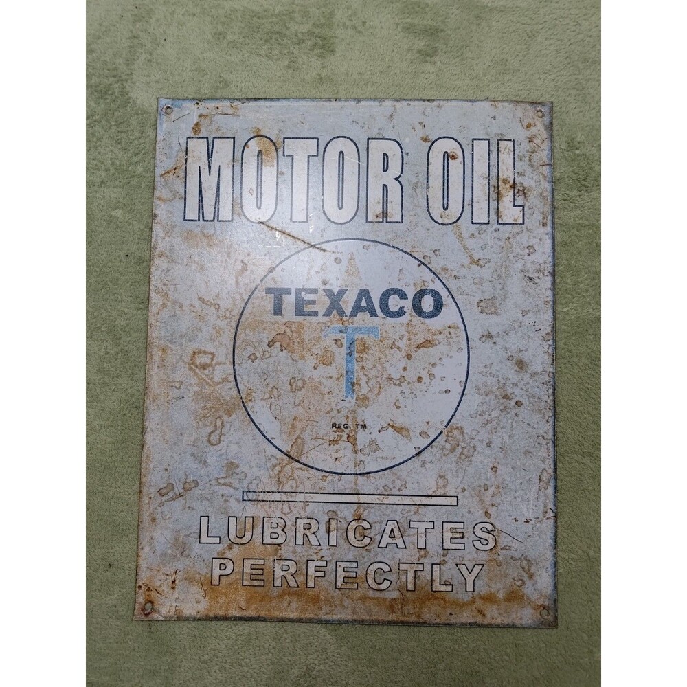 USA Made 16” x 12” Retro 1940s Red TEXACO Motor Oil Rustic Tin Metal Wall Sign